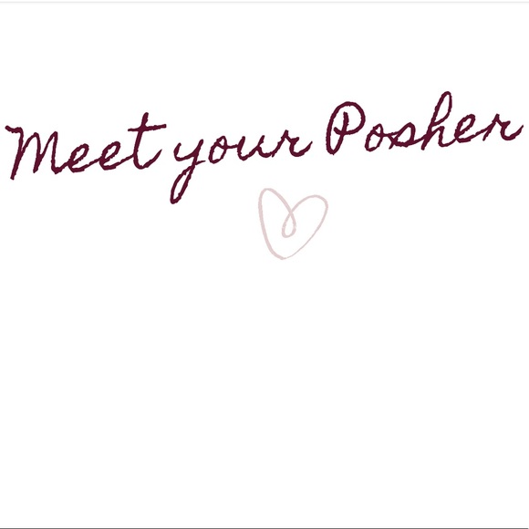 meet your posher, Amanda 💓 - Picture 1 of 8